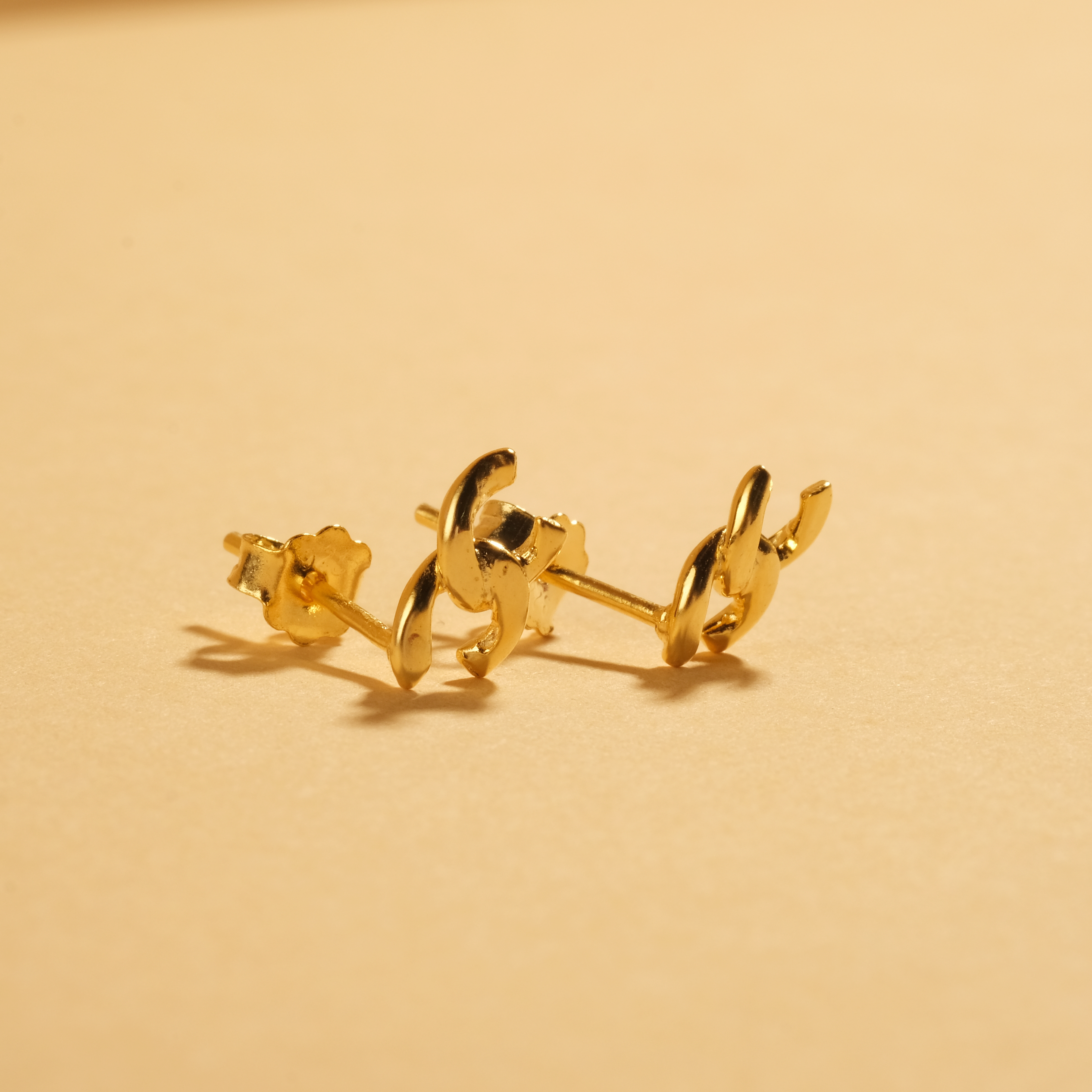 FLOLENCE HALF COLLECTION STUDS GV