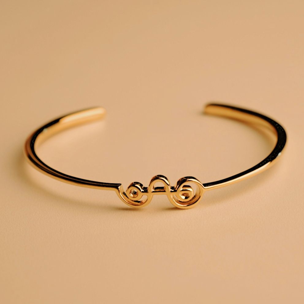 Na Khongkrapan Gold Bracelet