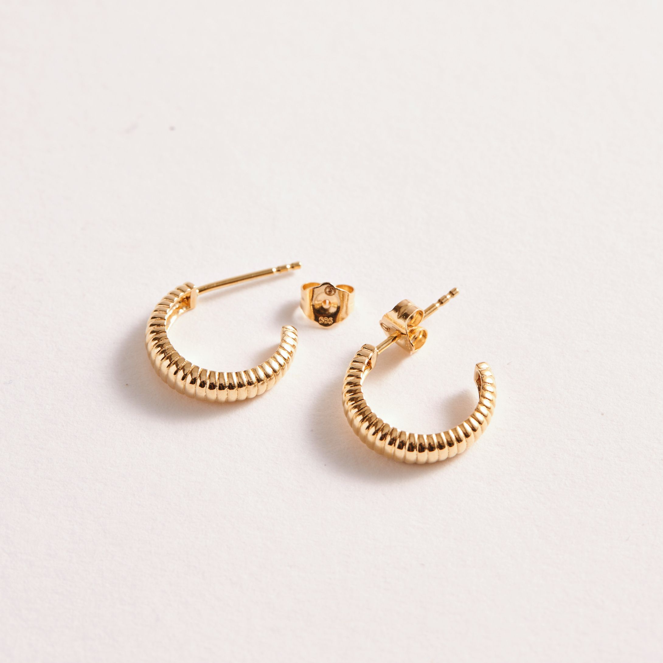 CAIRO REAL GOLD HOOPS
