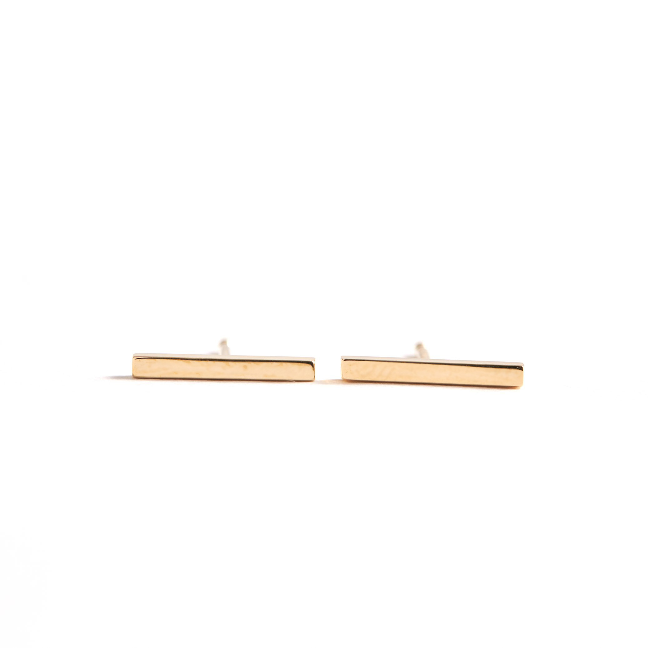 VENICE REAL GOLD BAR STUDS