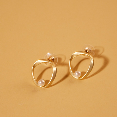 Hermia Earring BCM