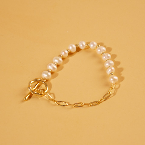 Arina Bracelet BCG