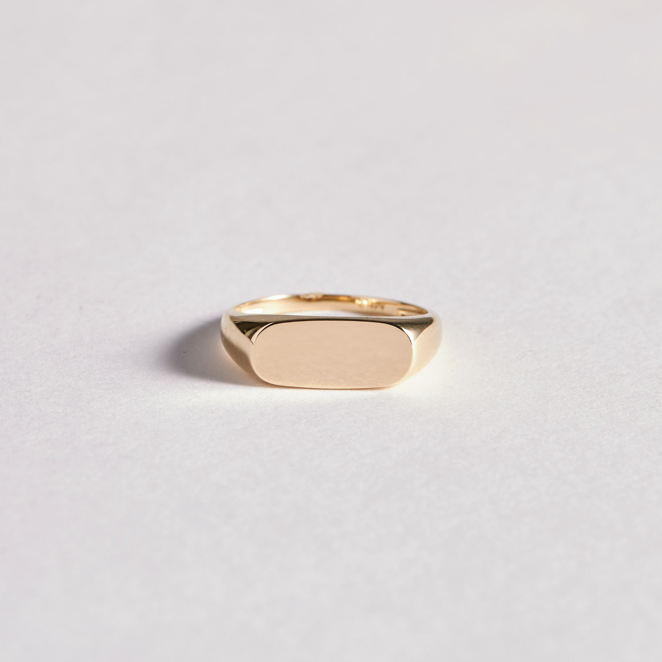 BORDEAUX SQUARE REAL GOLD RING